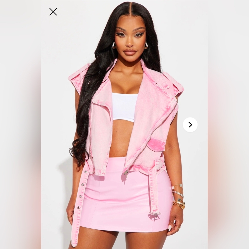 Fashion Nova Pink Sleeveless Vest